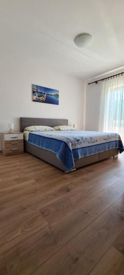 Apartments Jele バスカ エクステリア 写真